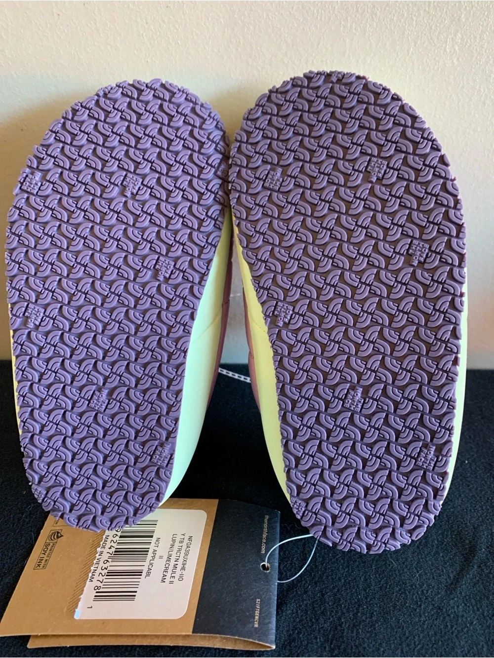 The North Face Youth Trctn Mule II in Lupin Purple and Lime Cream